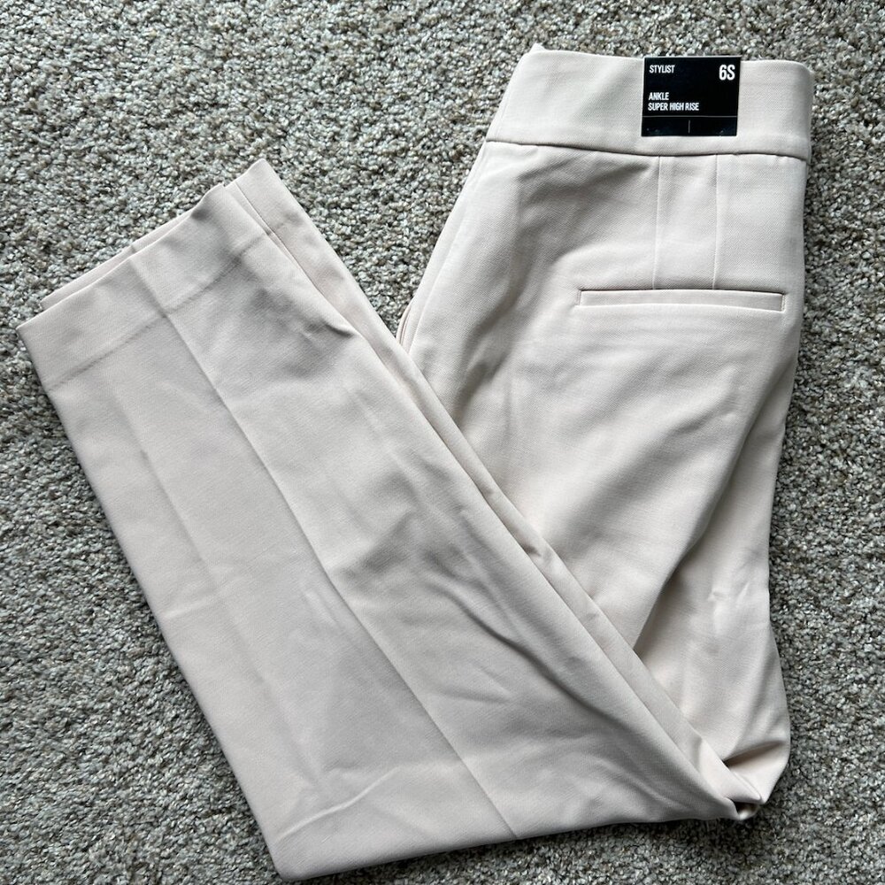 Express Stylist Ankle Super High Rise Pants (NWT)